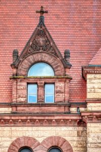 Cincinnati City Hall, seat of the municipal government, was built in 1894 and designed by Samuel Hannaford & Sons in the Richardson Romanesque style.