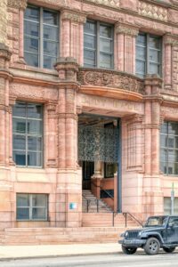 Cincinnati City Hall, seat of the municipal government, was built in 1894 and designed by Samuel Hannaford & Sons in the Richardson Romanesque style.