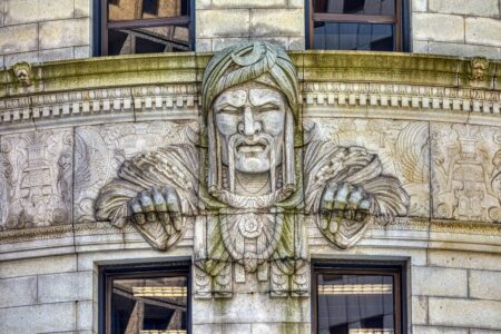 Turk's Head Building, 7-17 Weybosset Street at intersection of Washington Street. Howells & Stokes, architects, 1913.