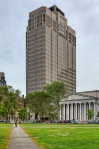 Connecticut Financial Center, towering over City Hall on the east side of New Haven Green, was built in 1990, designed by Crang and Boake.