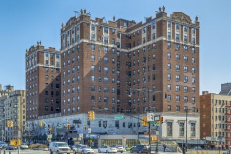900 Grand Concourse, Concourse Plaza, was designed as a hotel by Maynicke & Franke. It is now apartments in the Grand Concourse Historic District.