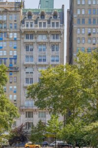 11 West 81 Street was erected in 1908. It was designed by Schickel & Ditmars in Beaux-Arts style, and is part of the Upper West Side/Central Park West Historic District.